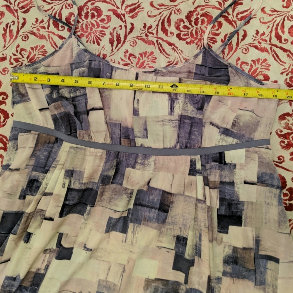 Dress - Picture 6 of 7